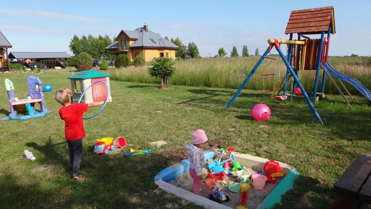 Gaski Na Fali Buitenkant foto