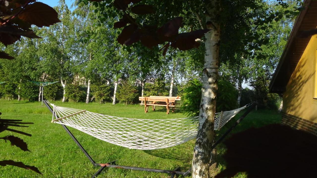 Gaski Na Fali Buitenkant foto